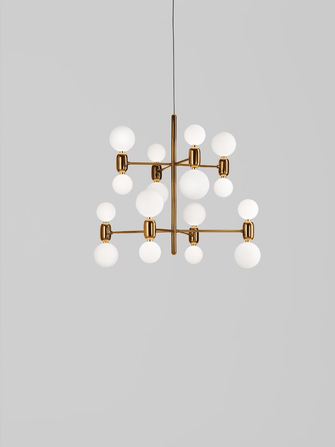 Suspension ABALLS CHANDELIER 8 DORÉE de Parachilna Suspension ABALLS CHANDELIER 8 DORÉE de Parachilna