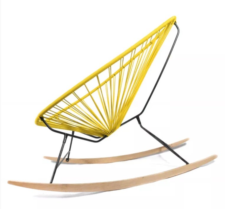 Fauteuil à bascule ACAPULCO de Boqa avec ski bois, Structure noire, Moutarde Fauteuil à bascule ACAPULCO de Boqa avec ski bois, Structure noire, Moutarde