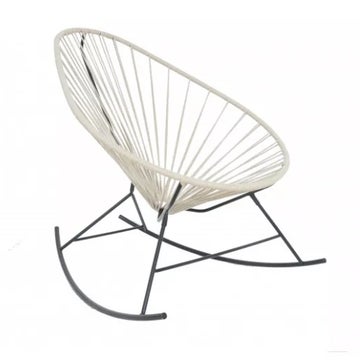 Fauteuil à bascule ACAPULCO de Boqa avec structure noire, Lin