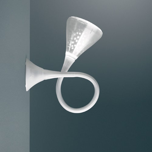 Applique PIPE de ARTEMIDE, Blanc translucide Applique PIPE de ARTEMIDE, Blanc translucide