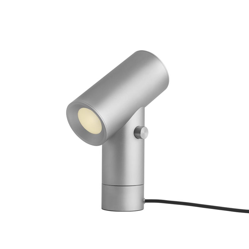 Lampe à poser BEAM de Muuto, Aluminium Lampe à poser BEAM de Muuto, Aluminium