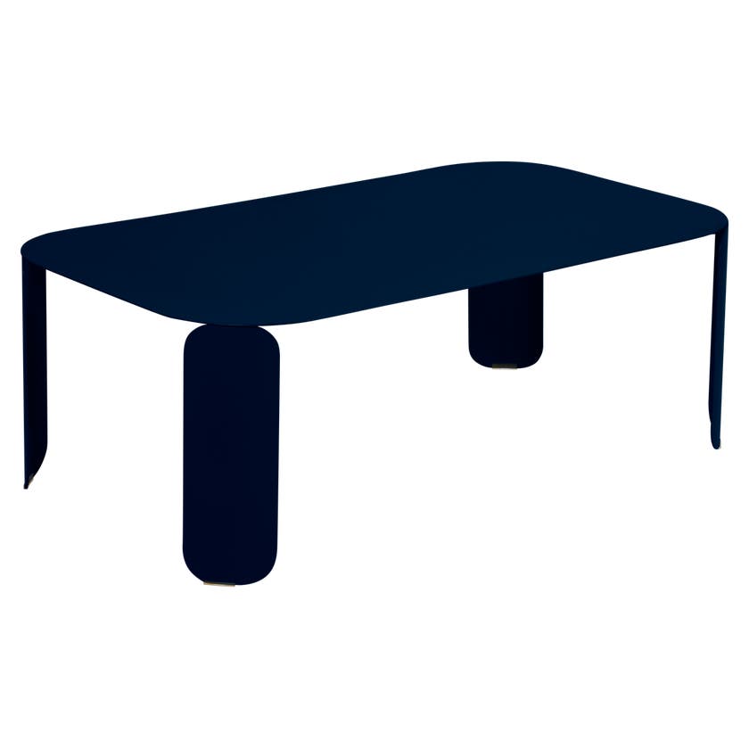 Table basse rectangulaire BEBOP de Fermob, H.42, Bleu abysse Table basse rectangulaire BEBOP de Fermob, H.42, Bleu abysse