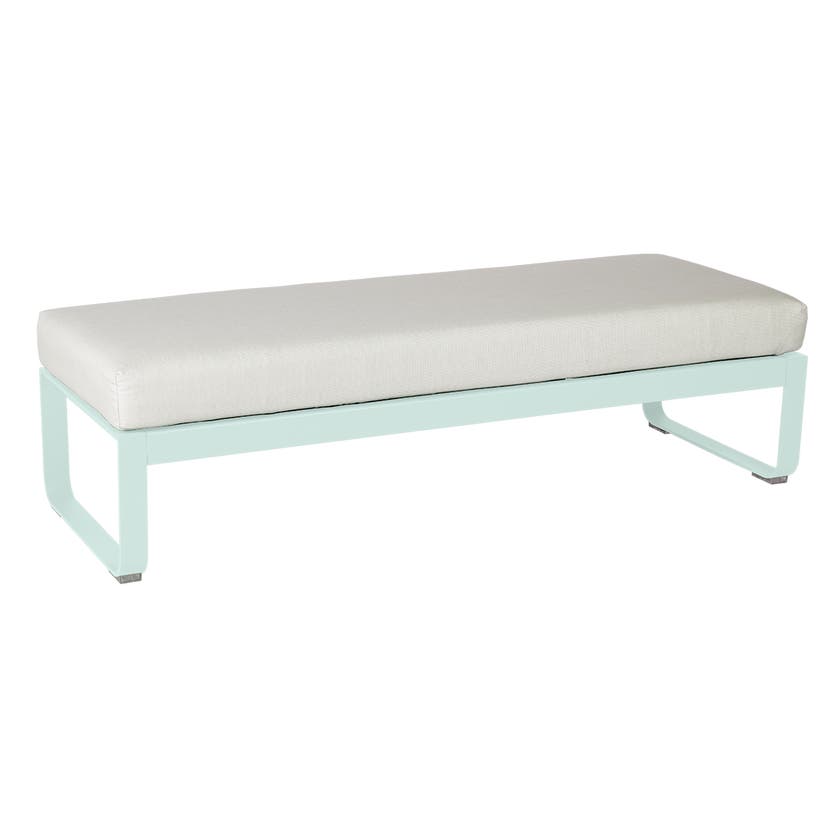 Banquette BELLEVIE 2 places de Fermob, Coussin Blanc grisé, Menthe glaciale Banquette BELLEVIE 2 places de Fermob, Coussin Blanc grisé, Menthe glaciale