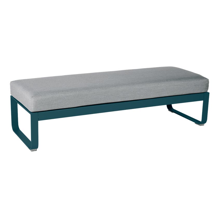 Banquette BELLEVIE 2 places de Fermob, Coussin Gris flanelle, Bleu acapulco Banquette BELLEVIE 2 places de Fermob, Coussin Gris flanelle, Bleu acapulco