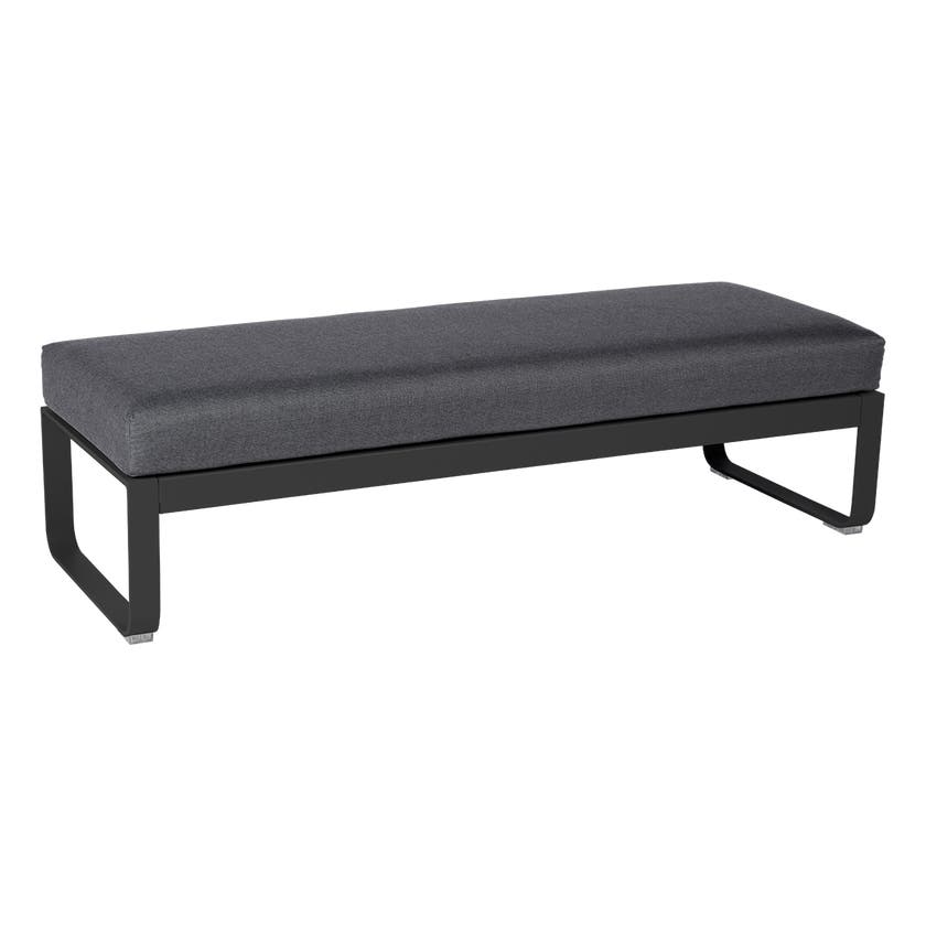 Banquette BELLEVIE 2 places de Fermob, coussin gris graphite, Carbone Banquette BELLEVIE 2 places de Fermob, coussin gris graphite, Carbone