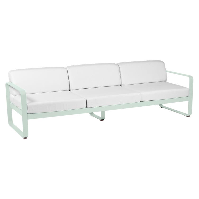 Canapé 3 places BELLEVIE de Fermob, Coussin Blanc grisé, Menthe glaciale Canapé 3 places BELLEVIE de Fermob, Coussin Blanc grisé, Menthe glaciale
