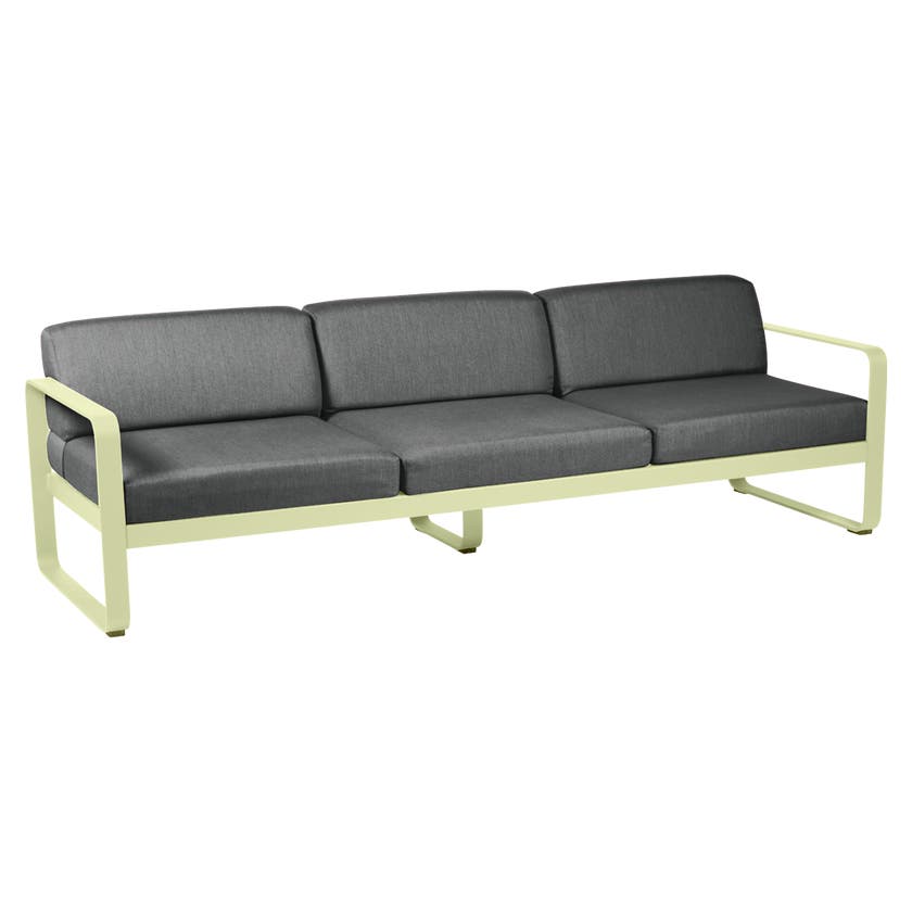 Canapé 3 places BELLEVIE de Fermob, coussin gris graphite, Citron givré Canapé 3 places BELLEVIE de Fermob, coussin gris graphite, Citron givré