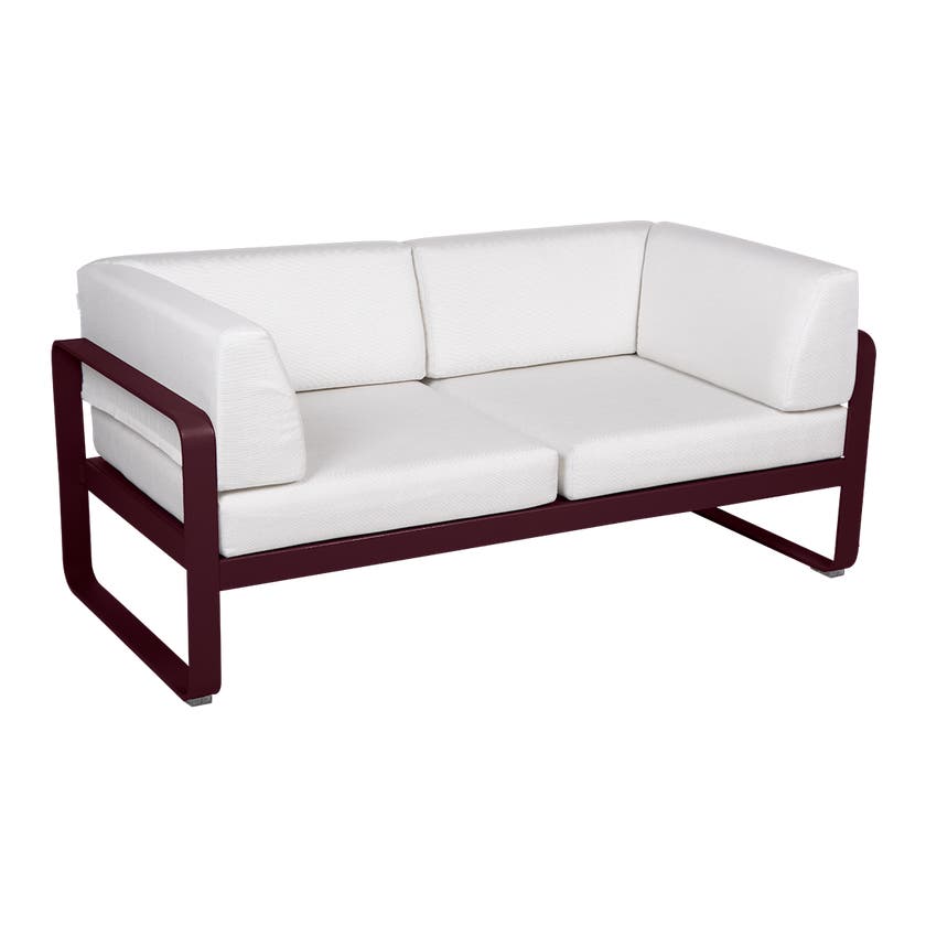 Canapé Club lounge BELLEVIE 2 places de Fermob, Cerise noire, Coussin Blanc grisé Canapé Club lounge BELLEVIE 2 places de Fermob, Cerise noire, Coussin Blanc grisé