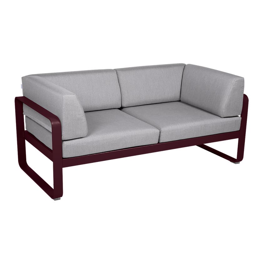 Canapé Club lounge BELLEVIE 2 places de Fermob, Cerise noire, Coussin Gris flanelle Canapé Club lounge BELLEVIE 2 places de Fermob, Cerise noire, Coussin Gris flanelle