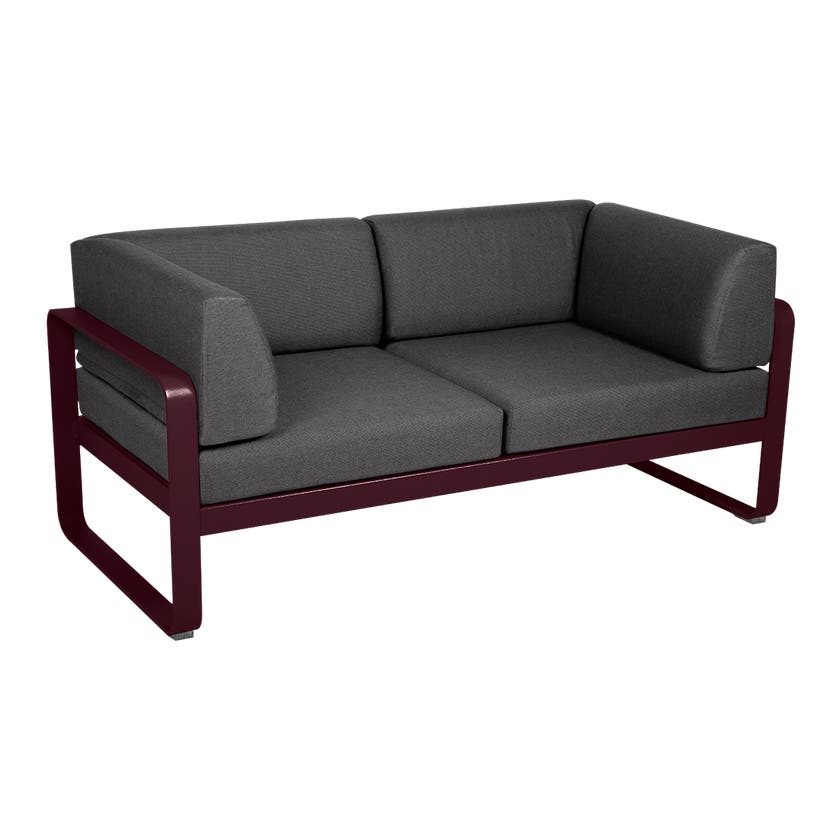Canapé Club lounge BELLEVIE 2 places de Fermob, Cerise noire, Coussin Gris graphite Canapé Club lounge BELLEVIE 2 places de Fermob, Cerise noire, Coussin Gris graphite