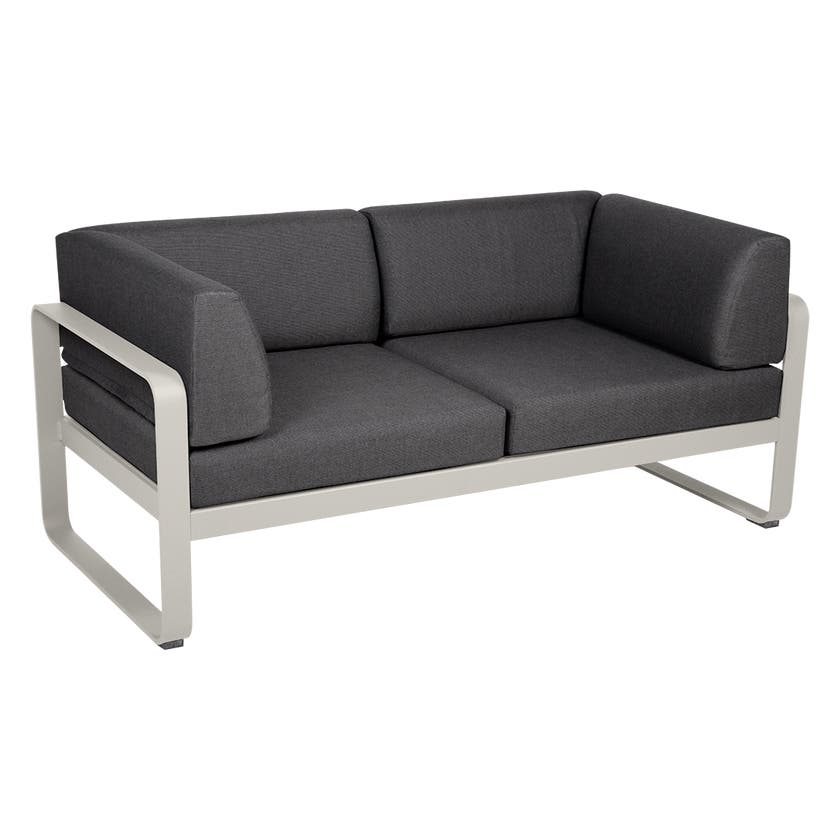 Canapé Club lounge BELLEVIE 2 places de Fermob, Gris argile, Coussin Gris graphite Canapé Club lounge BELLEVIE 2 places de Fermob, Gris argile, Coussin Gris graphite