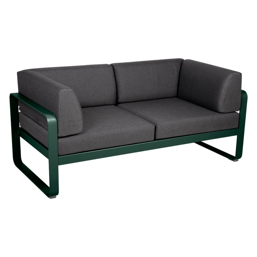 Canapé Club lounge BELLEVIE 2 places de Fermob, Cèdre, Coussin Gris graphite Canapé Club lounge BELLEVIE 2 places de Fermob, Cèdre, Coussin Gris graphite