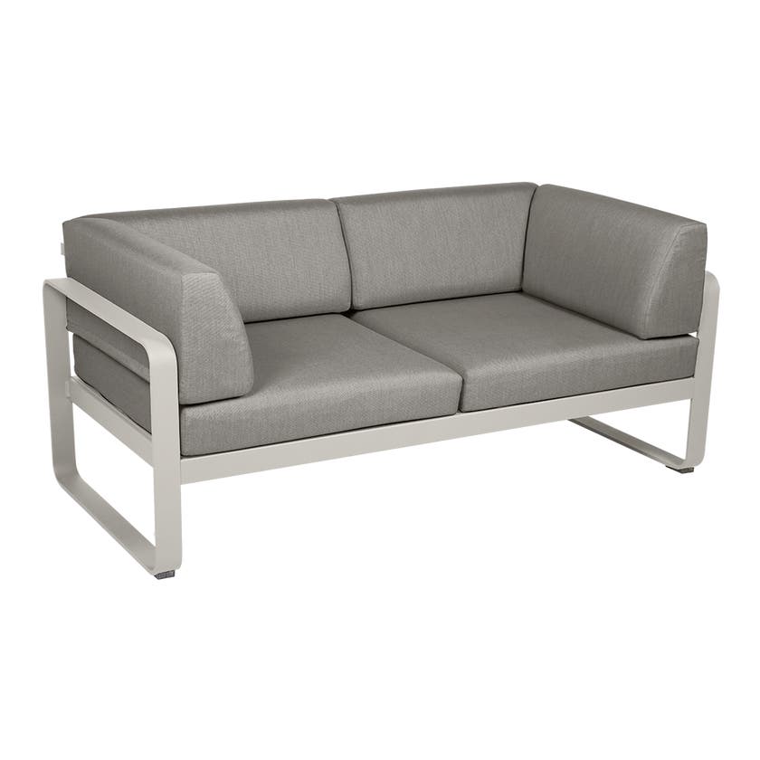 Canapé Club lounge BELLEVIE 2 places de Fermob, Gris argile, Coussin Taupe grisé Canapé Club lounge BELLEVIE 2 places de Fermob, Gris argile, Coussin Taupe grisé
