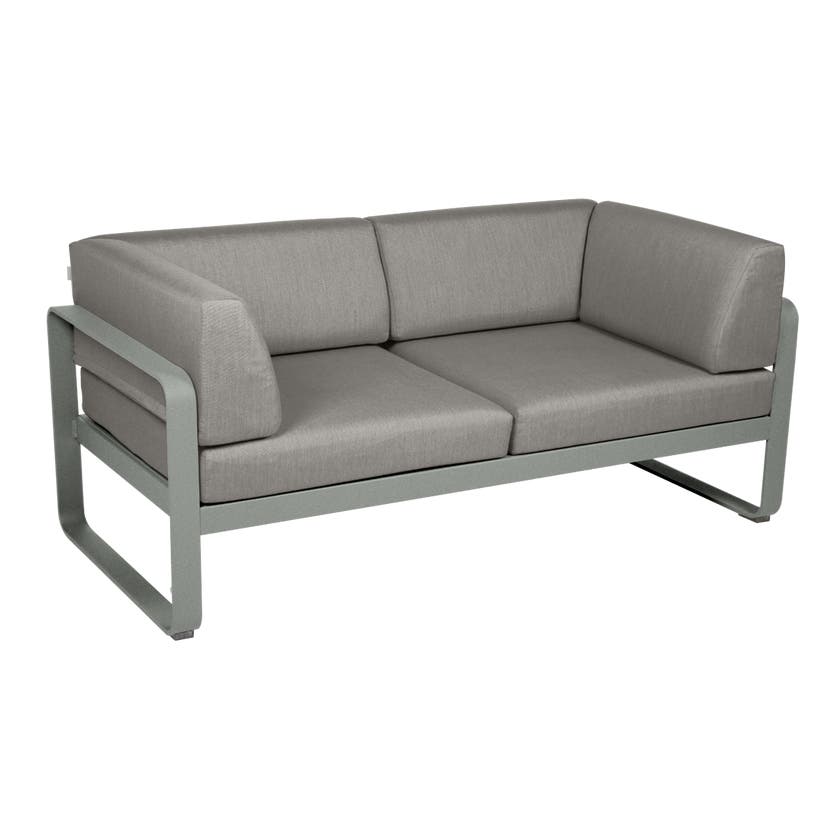 Canapé Club lounge BELLEVIE 2 places de Fermob, Gris lapilli, Coussin Taupe grisé Canapé Club lounge BELLEVIE 2 places de Fermob, Gris lapilli, Coussin Taupe grisé