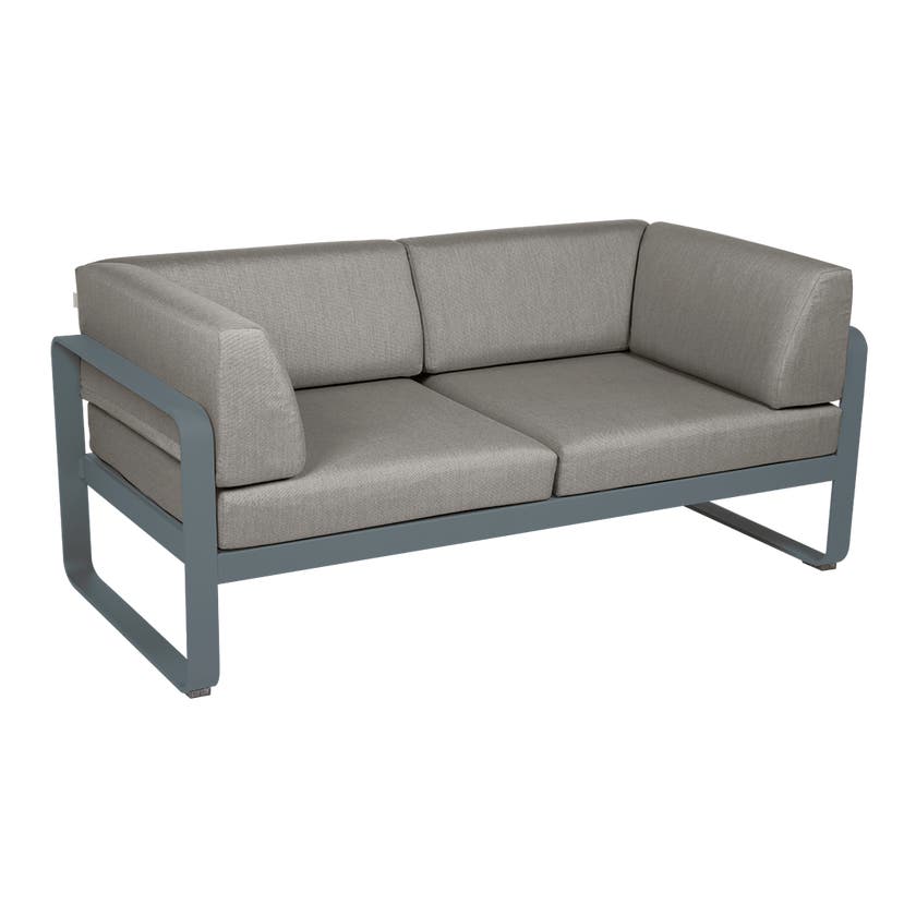 Canapé Club lounge BELLEVIE 2 places de Fermob, Gris orage, Coussin Taupe grisé Canapé Club lounge BELLEVIE 2 places de Fermob, Gris orage, Coussin Taupe grisé