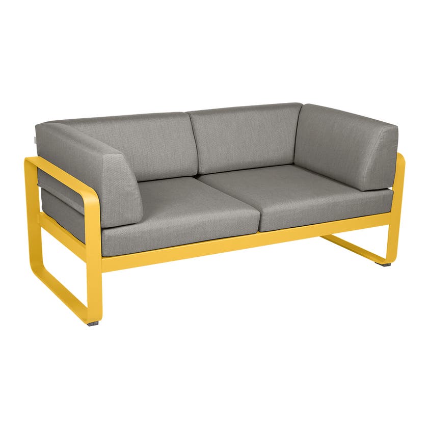 Canapé Club lounge BELLEVIE 2 places de Fermob, Miel, Coussin Taupe grisé Canapé Club lounge BELLEVIE 2 places de Fermob, Miel, Coussin Taupe grisé