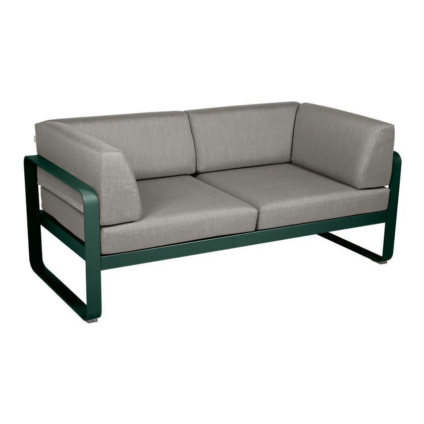 Canapé Club lounge BELLEVIE 2 places de Fermob, Cèdre, Coussin Taupe grisé Canapé Club lounge BELLEVIE 2 places de Fermob, Cèdre, Coussin Taupe grisé