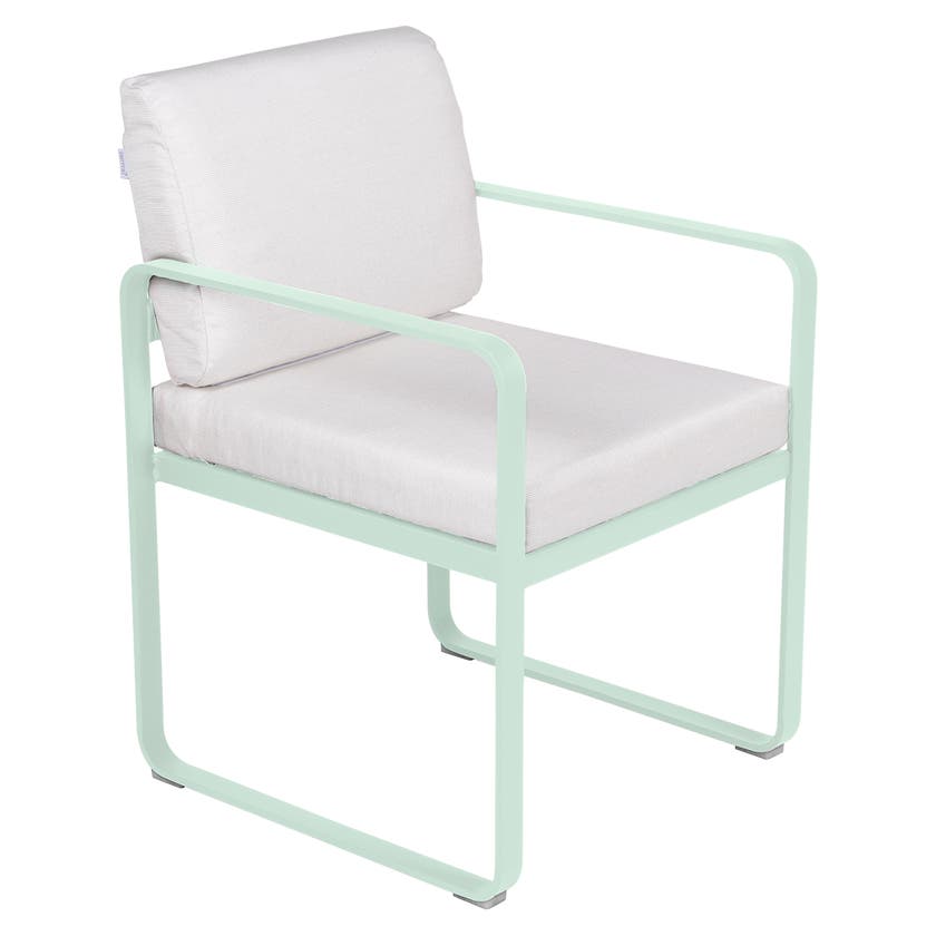 Fauteuil de repas BELLEVIE de Fermob, Menthe glaciale, Coussin Blanc grisé Fauteuil de repas BELLEVIE de Fermob, Menthe glaciale, Coussin Blanc grisé