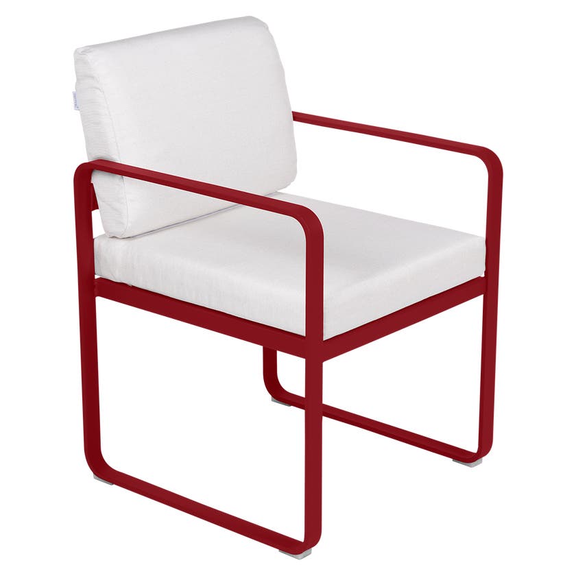 Fauteuil de repas BELLEVIE de Fermob, Piment, Coussin Blanc grisé Fauteuil de repas BELLEVIE de Fermob, Piment, Coussin Blanc grisé