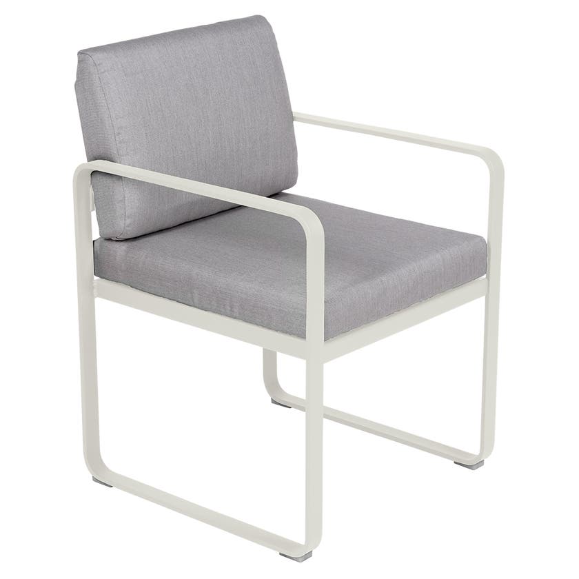 Fauteuil de repas BELLEVIE de Fermob, Gris argile, Coussin Gris flanelle Fauteuil de repas BELLEVIE de Fermob, Gris argile, Coussin Gris flanelle