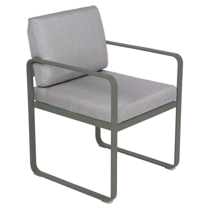 Fauteuil de repas BELLEVIE de Fermob, Romarin, Coussin Gris flanelle Fauteuil de repas BELLEVIE de Fermob, Romarin, Coussin Gris flanelle