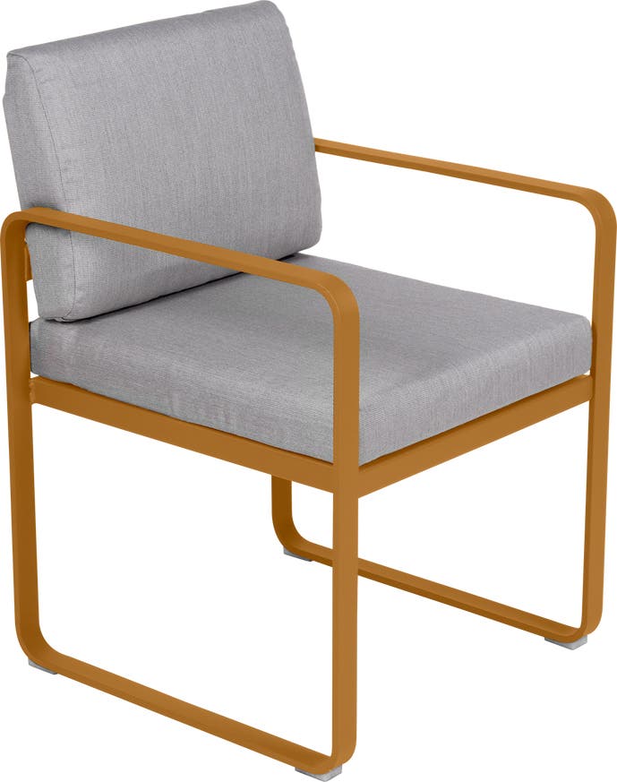 Fauteuil de repas BELLEVIE de Fermob, Pain d'épices, Coussin Gris flanelle Fauteuil de repas BELLEVIE de Fermob, Pain d'épices, Coussin Gris flanelle