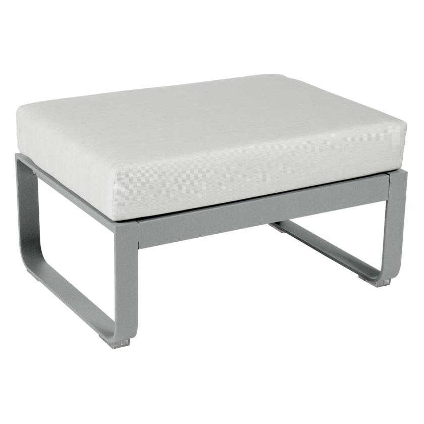 Pouf BELLEVIE de Fermob, Coussin Blanc grisé, Gris lapilli Pouf BELLEVIE de Fermob, Coussin Blanc grisé, Gris lapilli