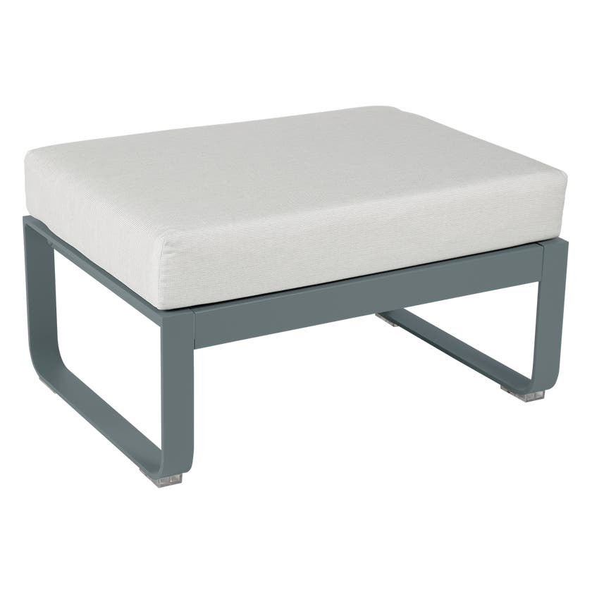 Pouf BELLEVIE de Fermob, Coussin Blanc grisé, Gris orage Pouf BELLEVIE de Fermob, Coussin Blanc grisé, Gris orage