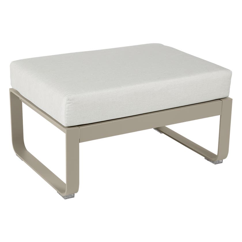 Pouf BELLEVIE de Fermob, Coussin Blanc grisé, Muscade Pouf BELLEVIE de Fermob, Coussin Blanc grisé, Muscade