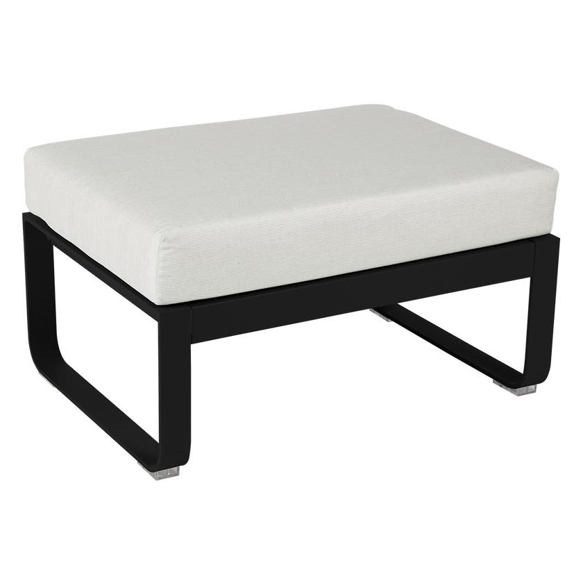 Pouf BELLEVIE de Fermob, Coussin Blanc grisé, Réglisse Pouf BELLEVIE de Fermob, Coussin Blanc grisé, Réglisse