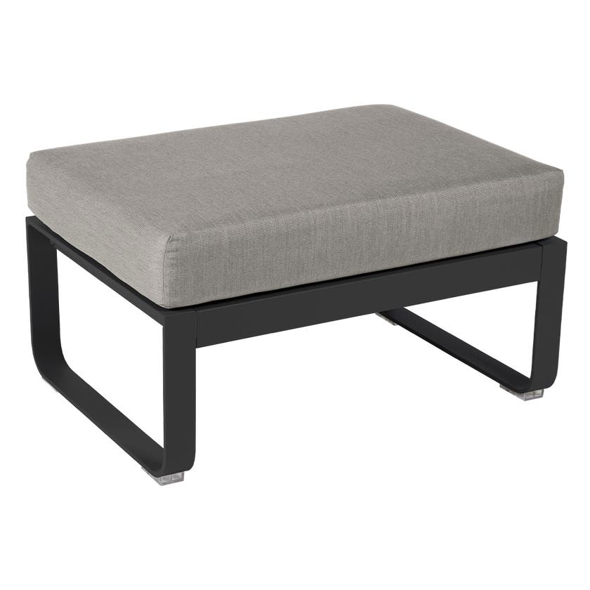 Pouf BELLEVIE de Fermob, Coussin Taupe grisé, Carbone Pouf BELLEVIE de Fermob, Coussin Taupe grisé, Carbone