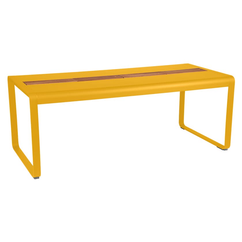 Table BELLEVIE 196 x 90 cm avec rangement de Fermob, Miel Table BELLEVIE 196 x 90 cm avec rangement de Fermob, Miel