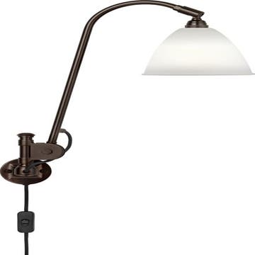 Applique murale BL6 de Gubi, Structure laiton noir, Porcelaine