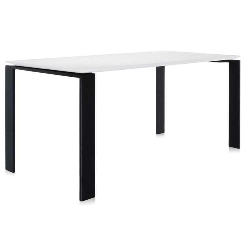 Table FOUR de Kartell, 190 x 79, Piètement noir, Plateau blanc Table FOUR de Kartell, 190 x 79, Piètement noir, Plateau blanc