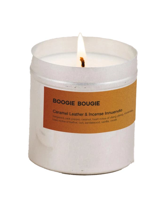 Bougie intérieur CARAMEL LEATHER & INCENSE INNUENDO, 250g Bougie intérieur CARAMEL LEATHER & INCENSE INNUENDO, 250g