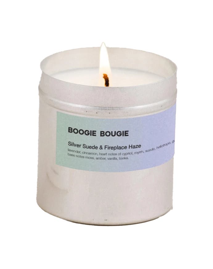 Bougie intérieur SILVER SUEDE & FIREPLACE HAZE, 250g Bougie intérieur SILVER SUEDE & FIREPLACE HAZE, 250g