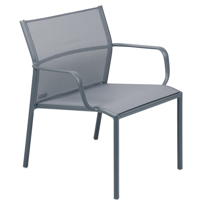 Fauteuil bas CADIZ de Fermob, Gris orage Stéréo Fauteuil bas CADIZ de Fermob, Gris orage Stéréo