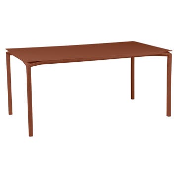 Table CALVI de Fermob, 160 x 80 cm, Ocre rouge Table CALVI de Fermob, 160 x 80 cm, Ocre rouge