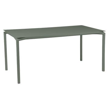 Table CALVI de Fermob, 160 x 80 cm, Romarin Table CALVI de Fermob, 160 x 80 cm, Romarin