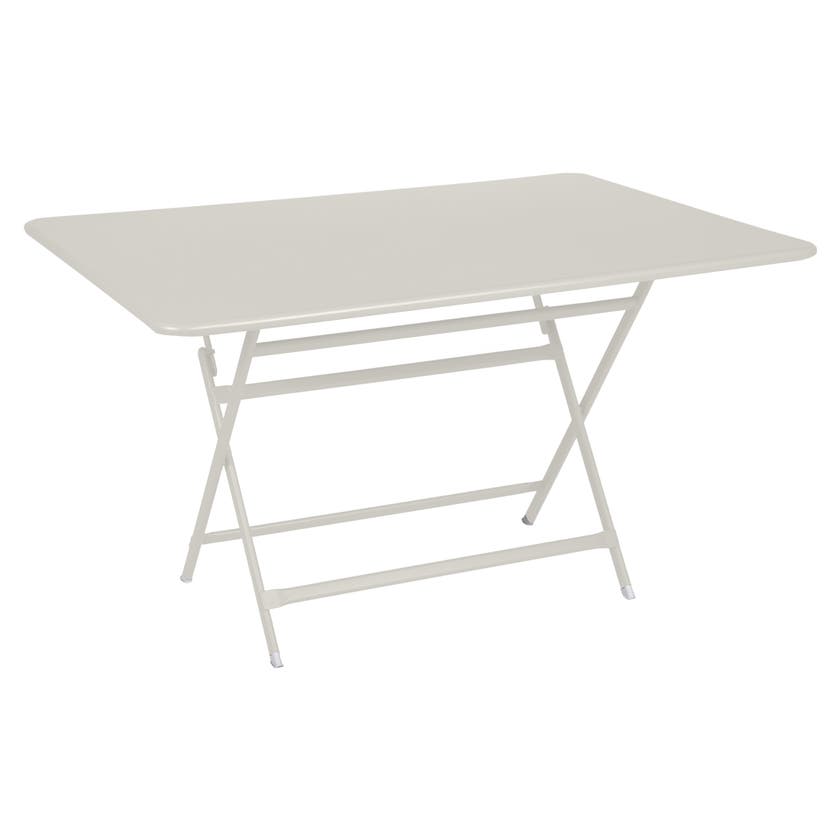 Table rectangulaire CARACTÈRE de Fermob, 128 x 90 cm, Gris argile Table rectangulaire CARACTÈRE de Fermob, 128 x 90 cm, Gris argile