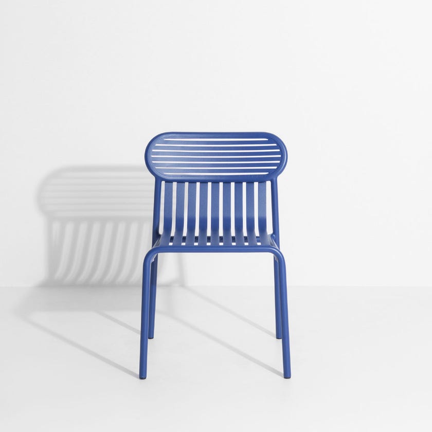 Chaise WEEK-END de Petite Friture, Bleu outremer Chaise WEEK-END de Petite Friture, Bleu outremer