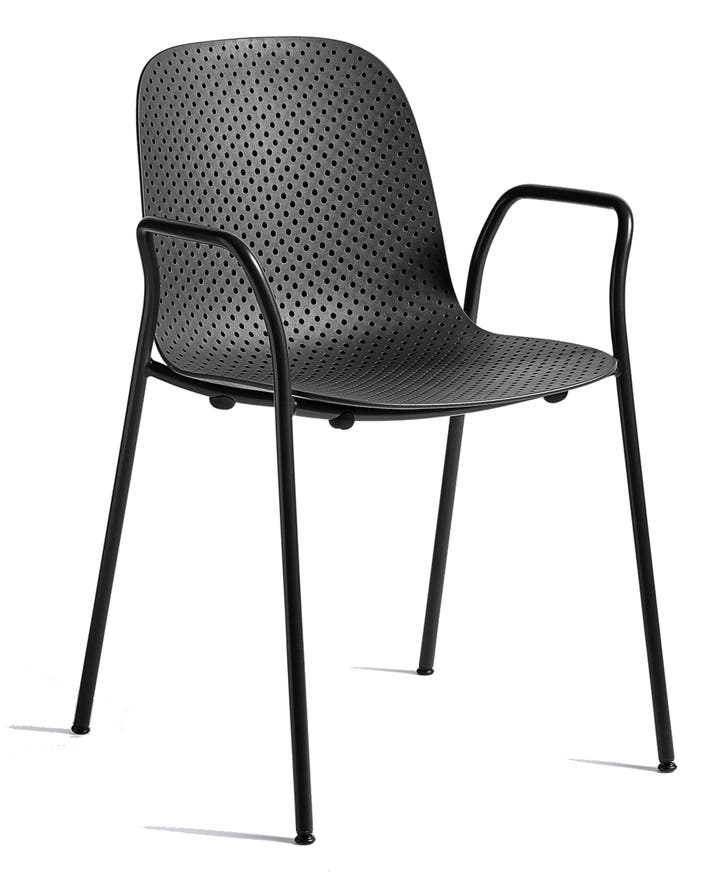 Fauteuil 13Eighty de HAY avec accoudoirs, Soft black Fauteuil 13Eighty de HAY avec accoudoirs, Soft black
