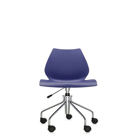 Chaise avec roulettes MAUI de Kartell, Bleu marine
