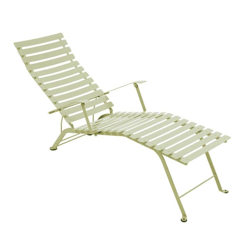 Chaise longue pliante BISTRO de Fermob, tilleul Chaise longue pliante BISTRO de Fermob, tilleul