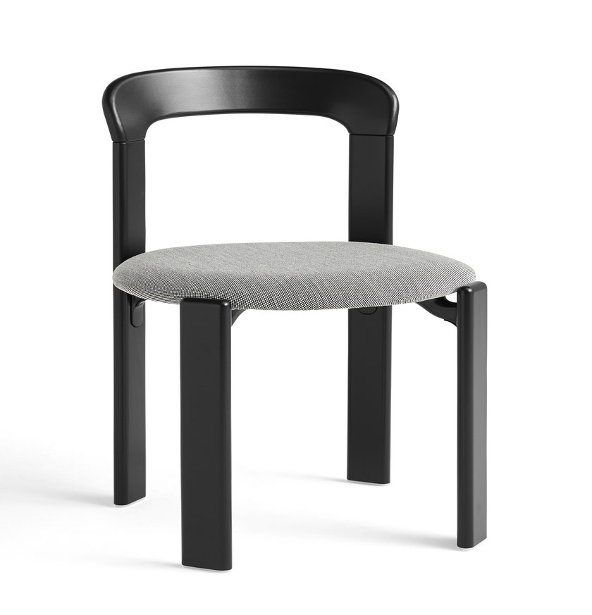 Chaise REY hêtre laqué à l'eau assise tapissé Steelcut Trio Noir profond