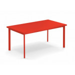 Table rectangulaire ARC EN CIEL de Emu 70 cm rouge écarlate