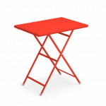 Table rectangulaire ARC EN CIEL de Emu 70 cm rouge écarlate