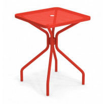 Table carrée CAMBI de Emu, 60 x 60 cm, Rouge écarlate