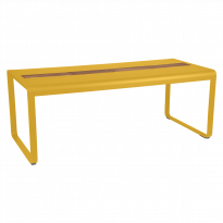 Table BELLEVIE 196 x 90 cm avec rangement de Fermob, Miel