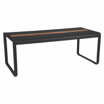Table BELLEVIE 196 x 90 cm avec rangement de Fermob, Carbone 